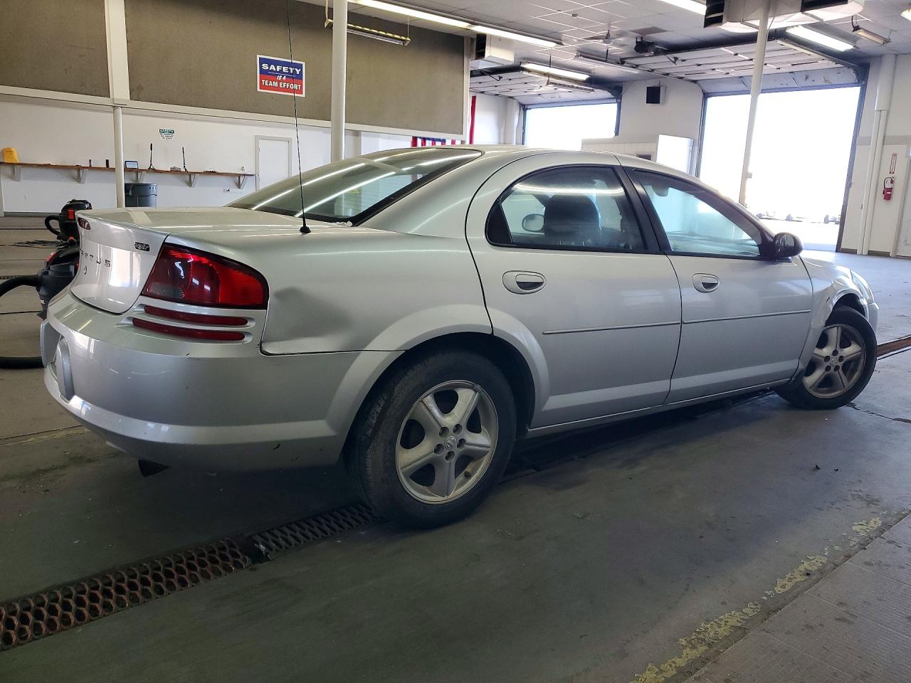 2006 Dodge Stratus VIN 1B3EL46X56N245849 photo 3