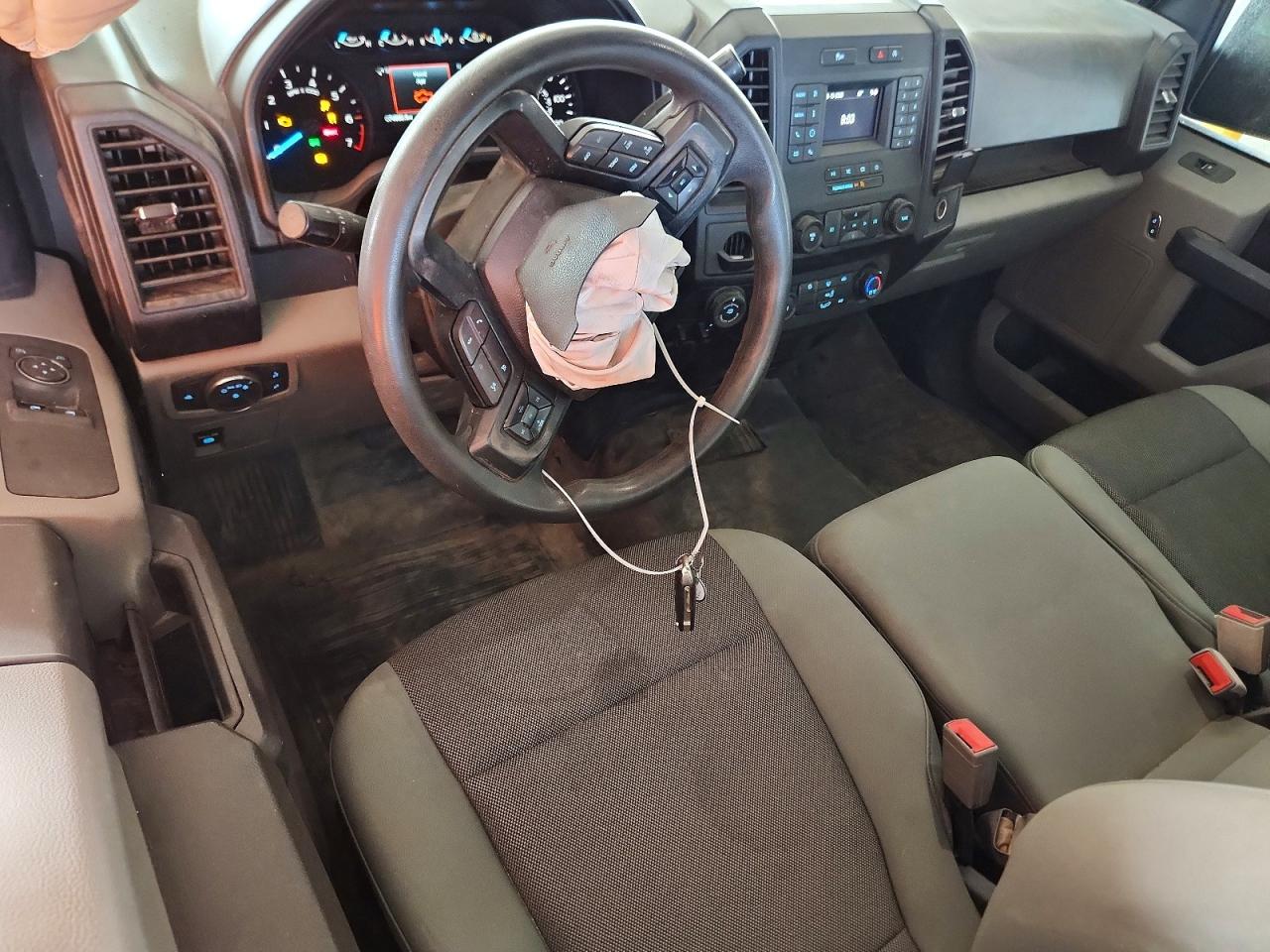 2020 Ford F150 VIN 1FTMF1C52LKF11392 photo 8
