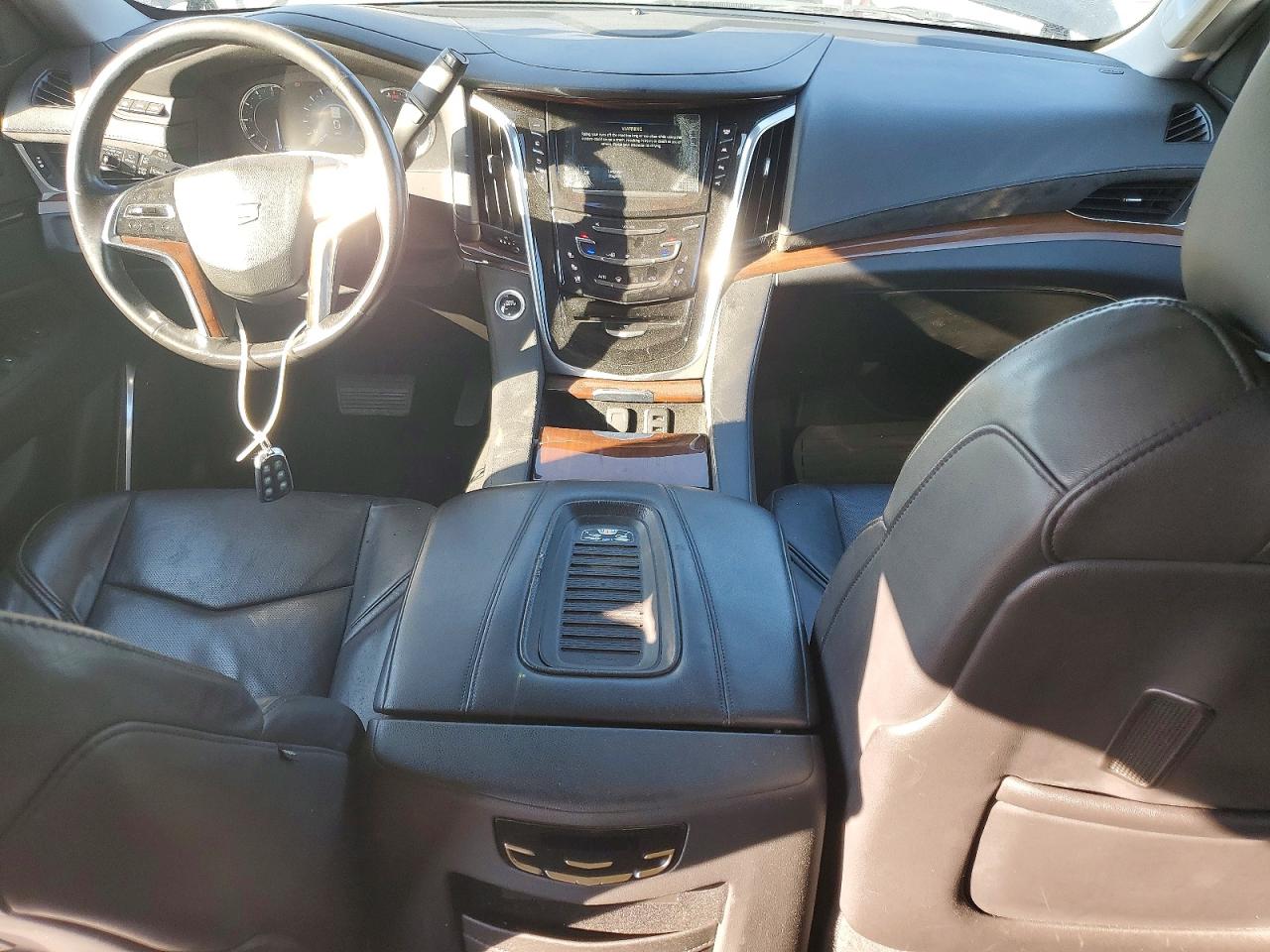 2019 Cadillac Escalade VIN 1GYS4JKJ4KR278921 photo 8