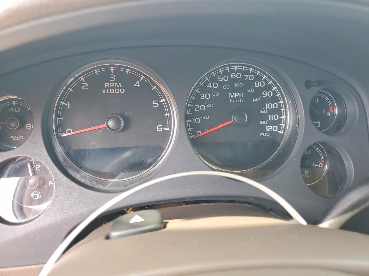 2007 GMC Yukon VIN 1GKFC13037R231455 photo 9