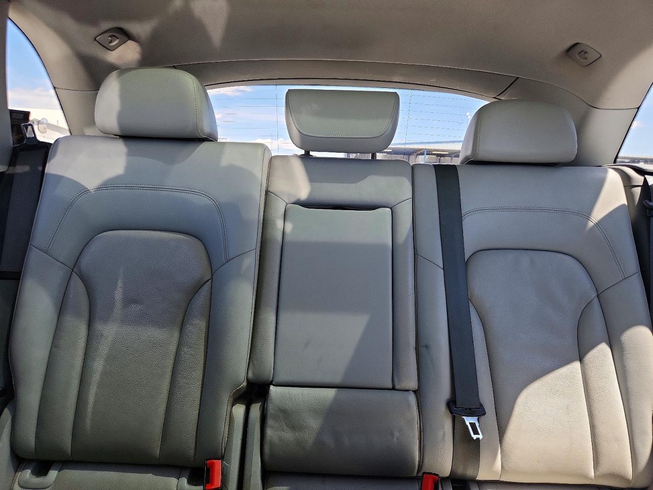 2014 Audi Q5 VIN WA1LFAFP5EA054685 photo 10