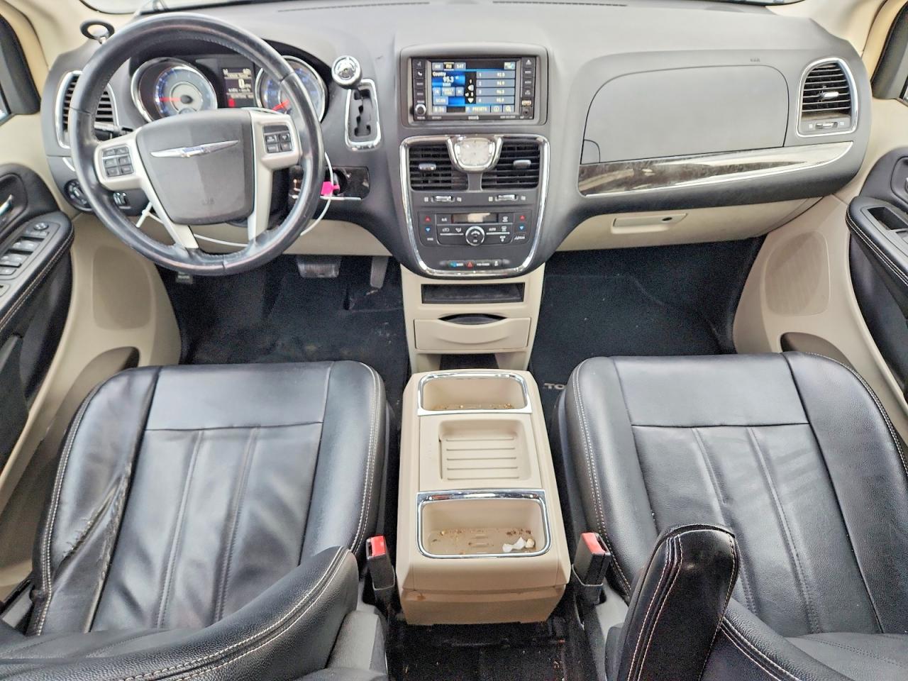 2015 Chrysler Minivan VIN 2C4RC1BG7FR547523 photo 8