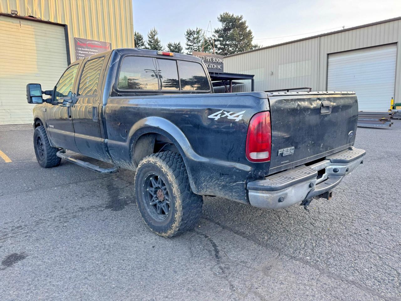 2004 Ford F250 VIN 1FTNW21P34EA49116 photo 3