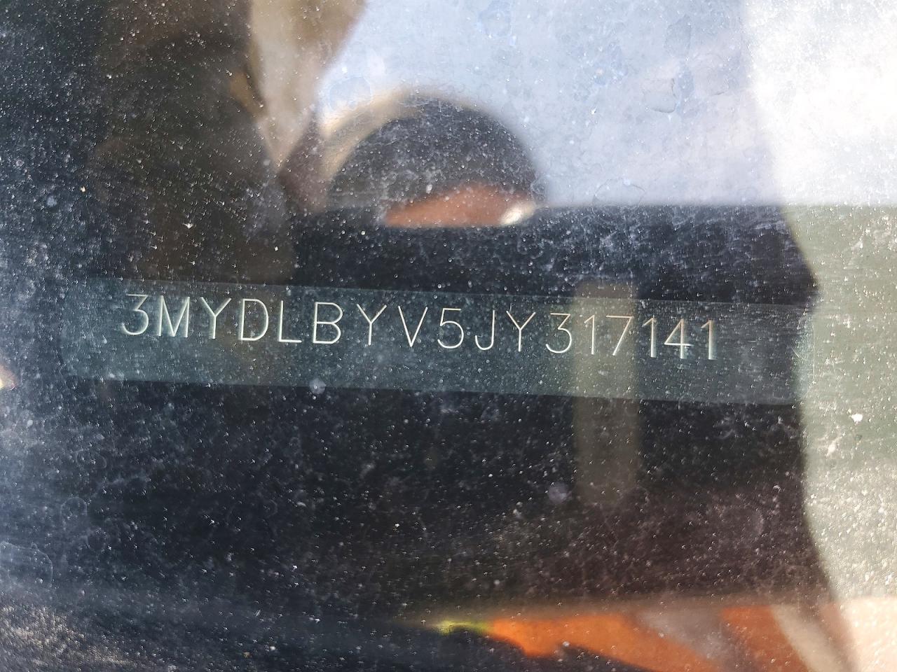 2018 Toyota Yaris VIN 3MYDLBYV5JY317141 photo 12