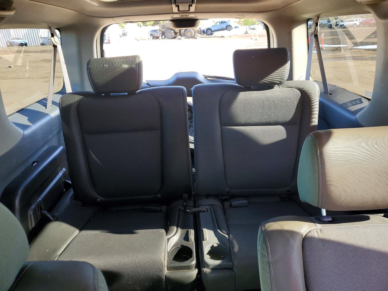 2005 Honda Element VIN 5J6YH28385L031373 photo 10