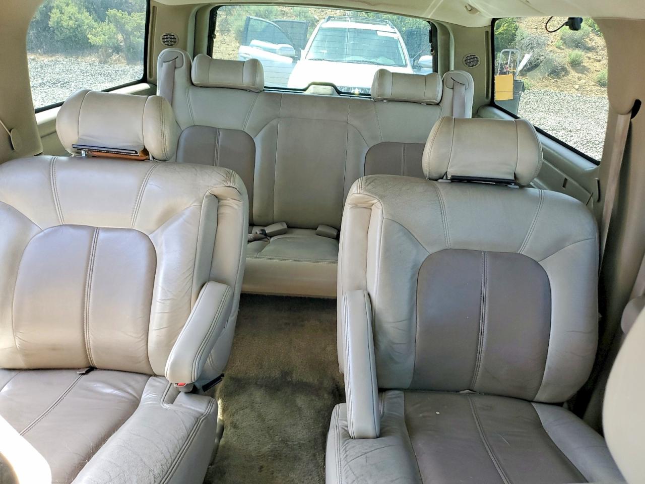 2001 GMC Denali VIN 1GKFK66U61J282176 photo 10