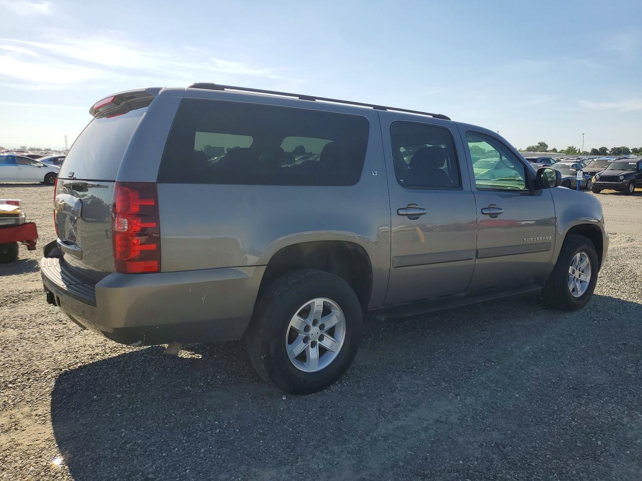 2007 Chevrolet Suburban VIN 1GNFK16387J166953 photo 3