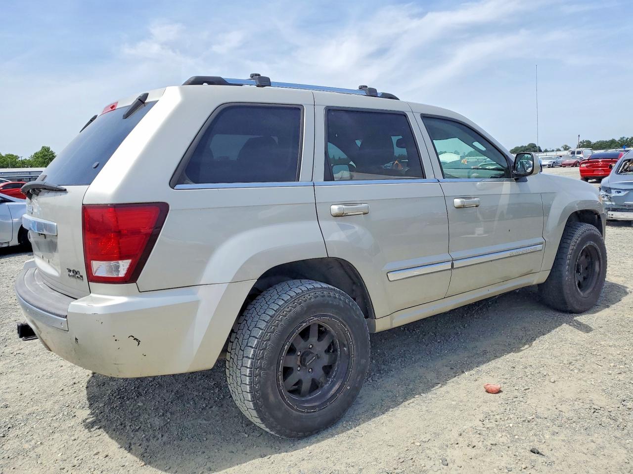 2007 Jeep Cherokee VIN 1J8HR68M17C688076 photo 3