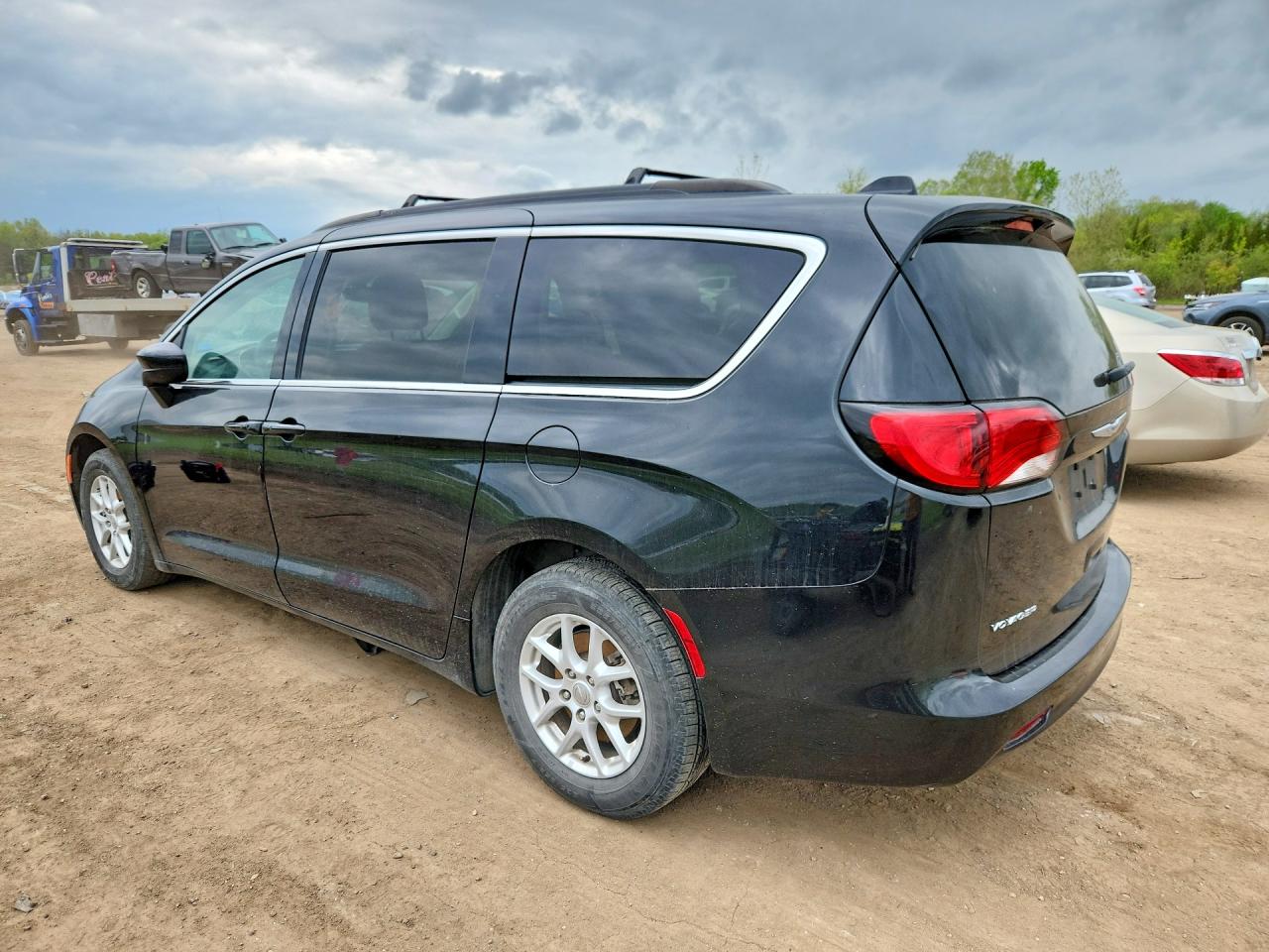 2020 Chrysler Minivan VIN 2C4RC1DG7LR268517 photo 2