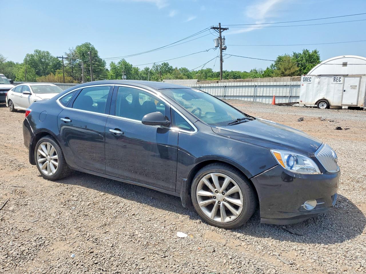 2014 Buick Verano VIN 1G4PS5SK8E4142905 photo 4
