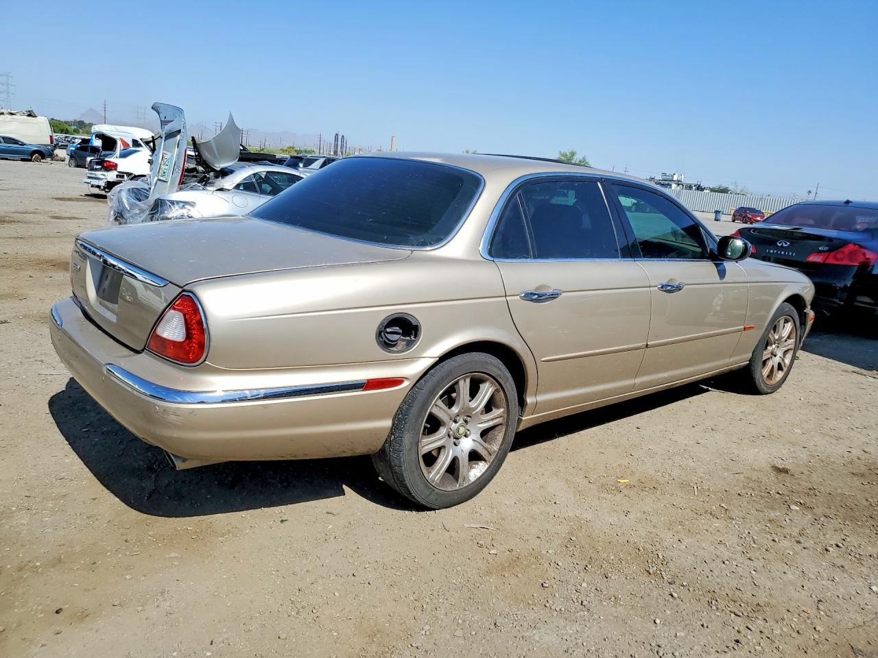 2004 Jaguar Xj VIN SAJEA74C24SG07824 photo 3