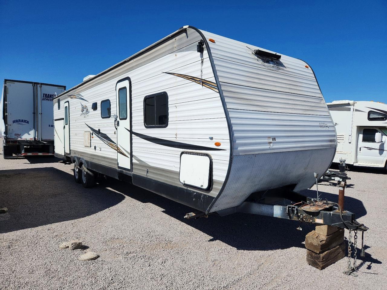 2019 JAYCO Recreation VIN 1UJBJ0BTXK17T0539 photo 1