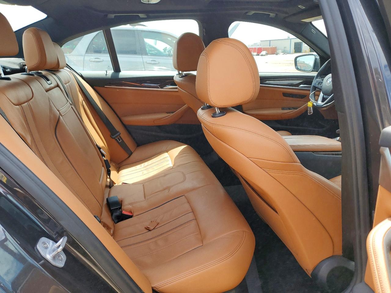 2019 BMW 5 series VIN WBAJB1C59KB375210 photo 10