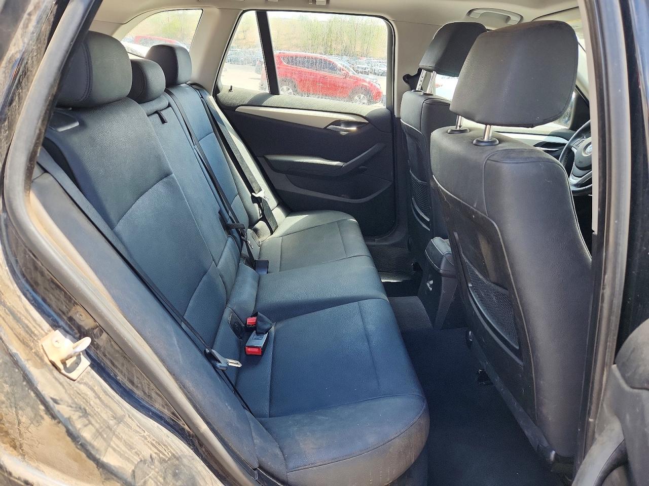 2013 BMW X1 VIN WBAVL1C57DVR87518 photo 11
