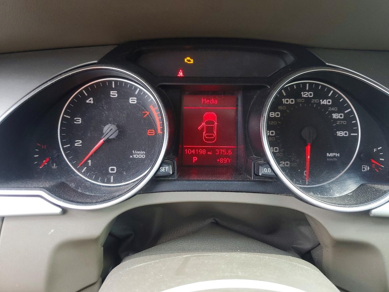 2011 Audi A5 VIN WAULFAFH3BN004464 photo 9