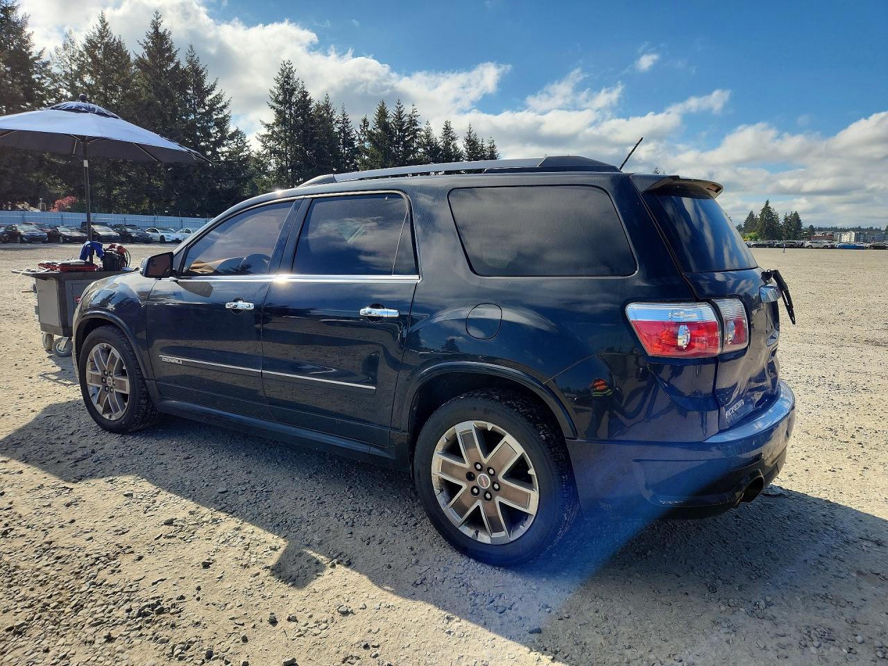 2012 GMC Acadia den VIN 1GKKVTED8CJ132661 photo 2