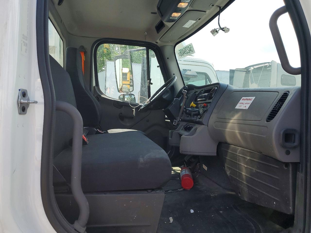 2023 FREIGHTLINER All other VIN 3ALACWFC0PDUN6814 photo 5