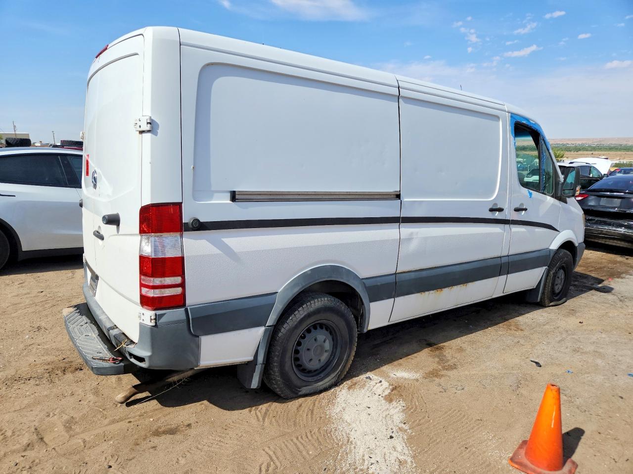 2008 Dodge Sprinter VIN WD0PE745X85235171 photo 3
