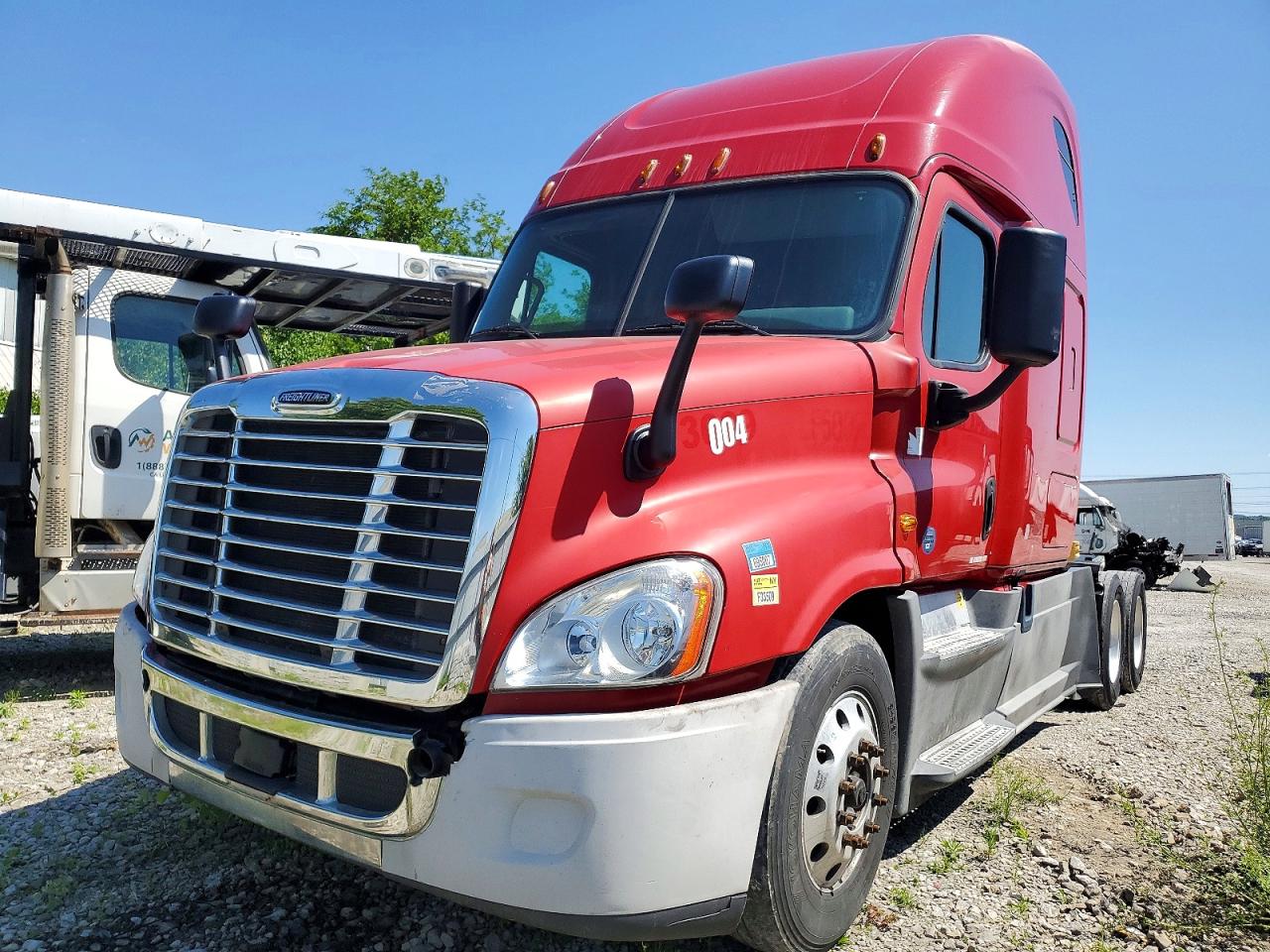 2015 FREIGHTLINER All other VIN 3AKJGLD59FSFP6877 photo 2