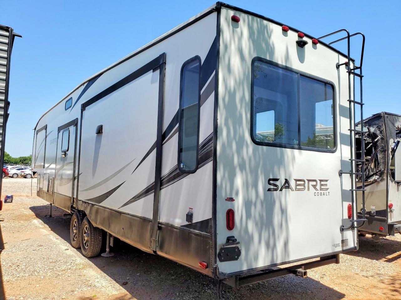 2021 FOREST RIVER SABRE CAMPER VIN 5ZT3SR1BXM6104914 photo 3