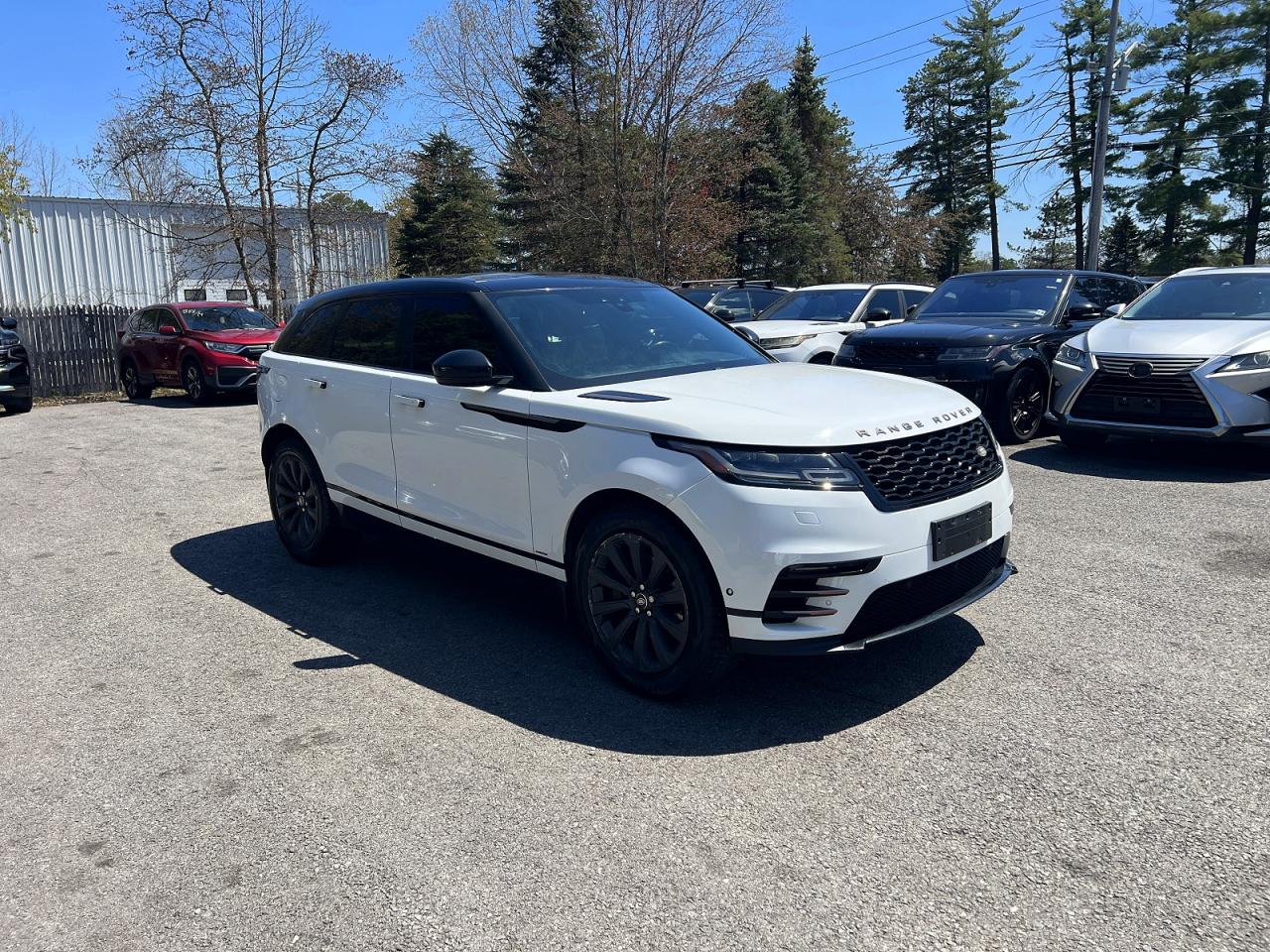 2018 Land Rangerover VIN SALYL2RV1JA757563 photo 1
