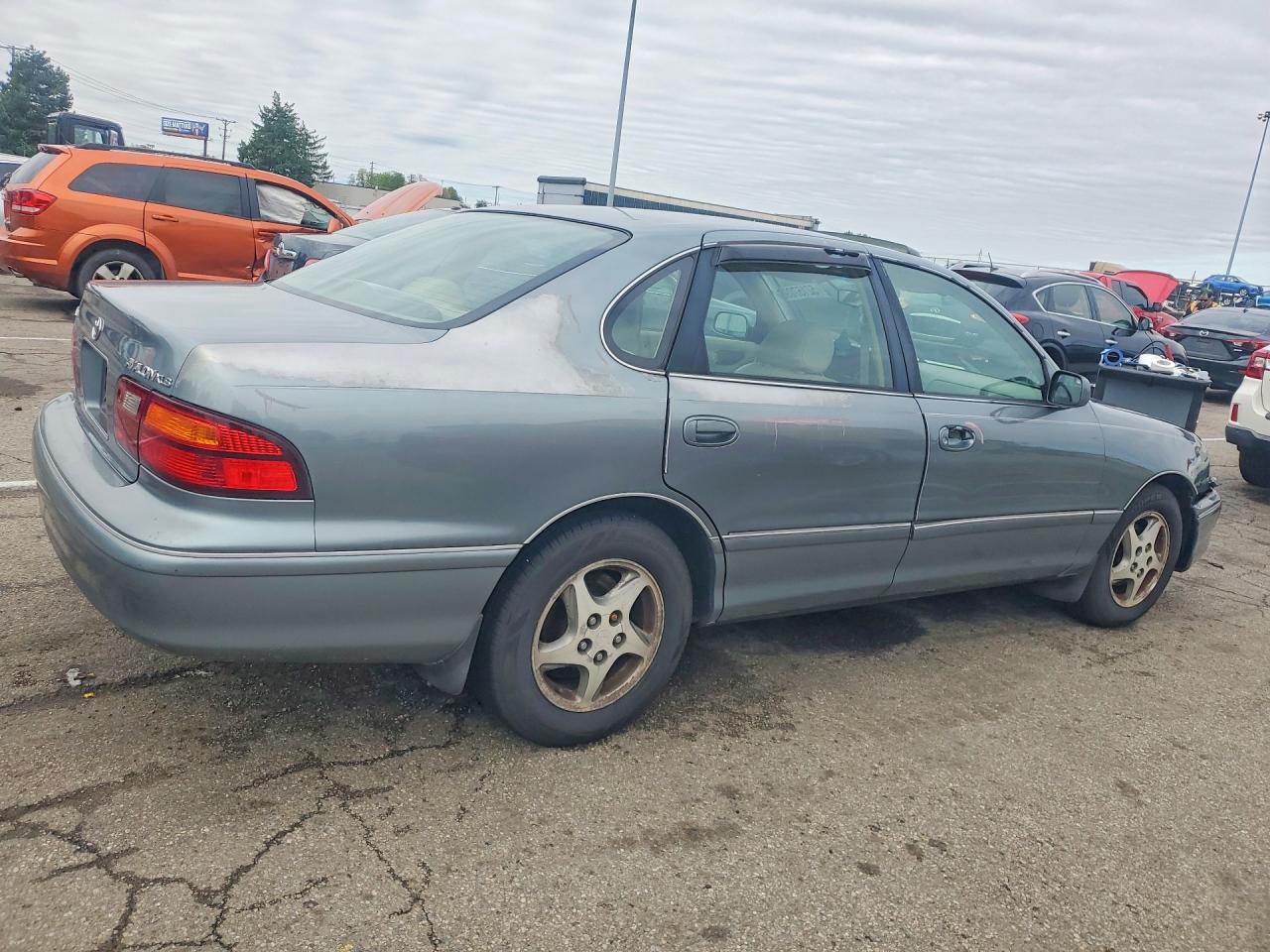 1999 Toyota Avalon VIN 4T1BF18B3XU322312 photo 3