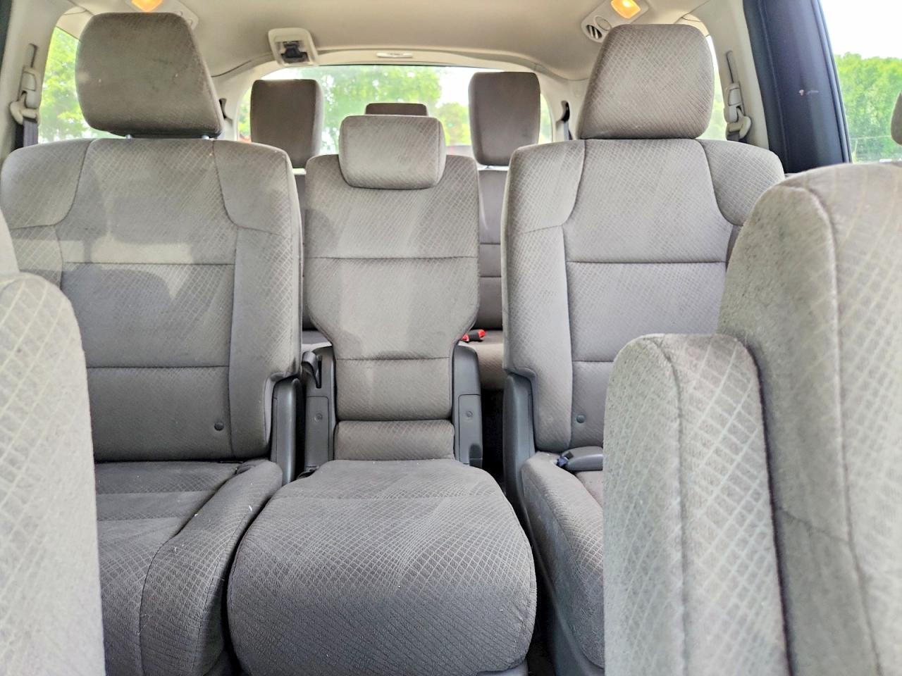 2017 Honda Odyssey VIN 5FNRL5H36HB012905 photo 10