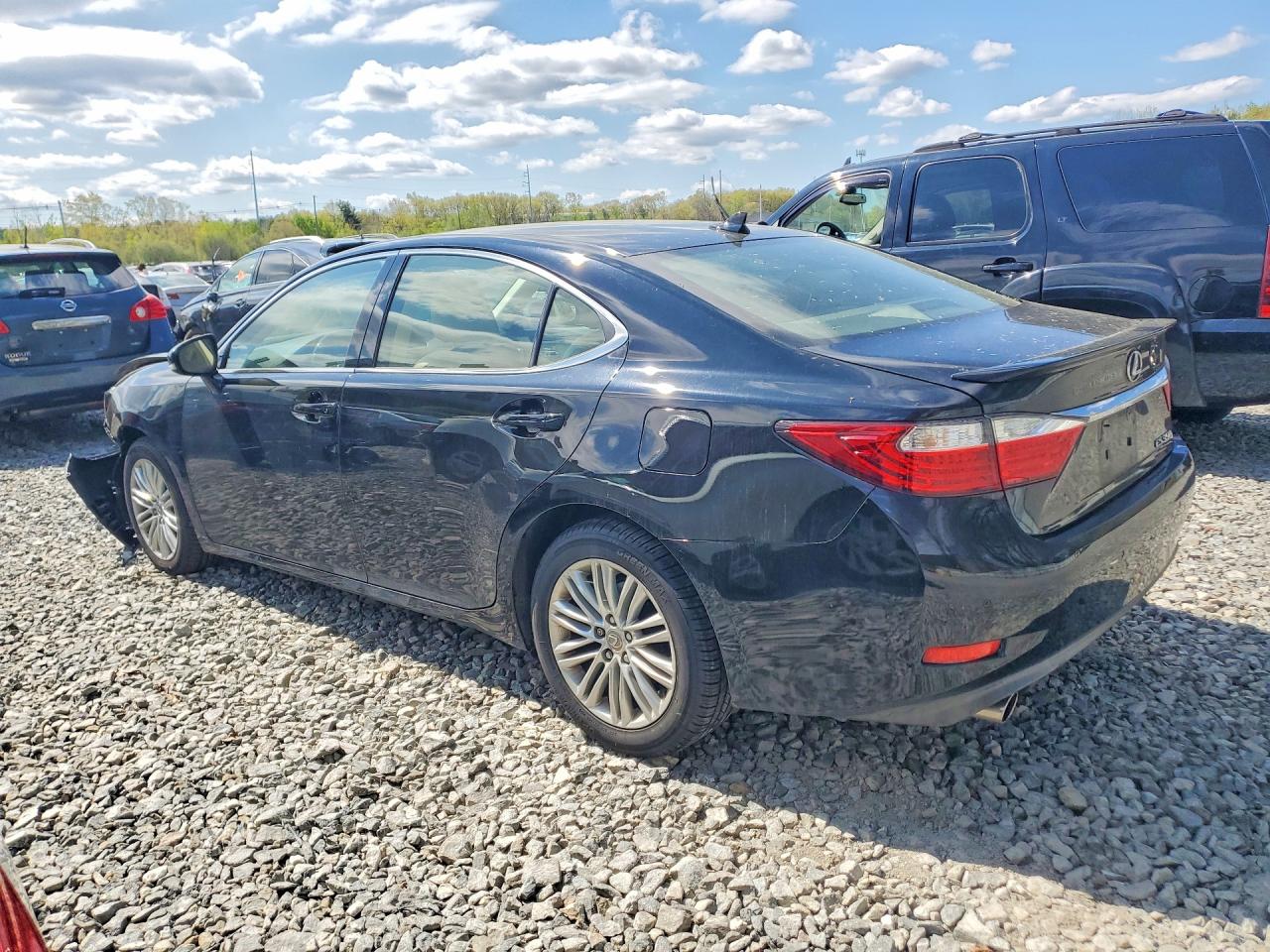 2014 Lexus ES350 VIN JTHBK1GG4E2107168 photo 2