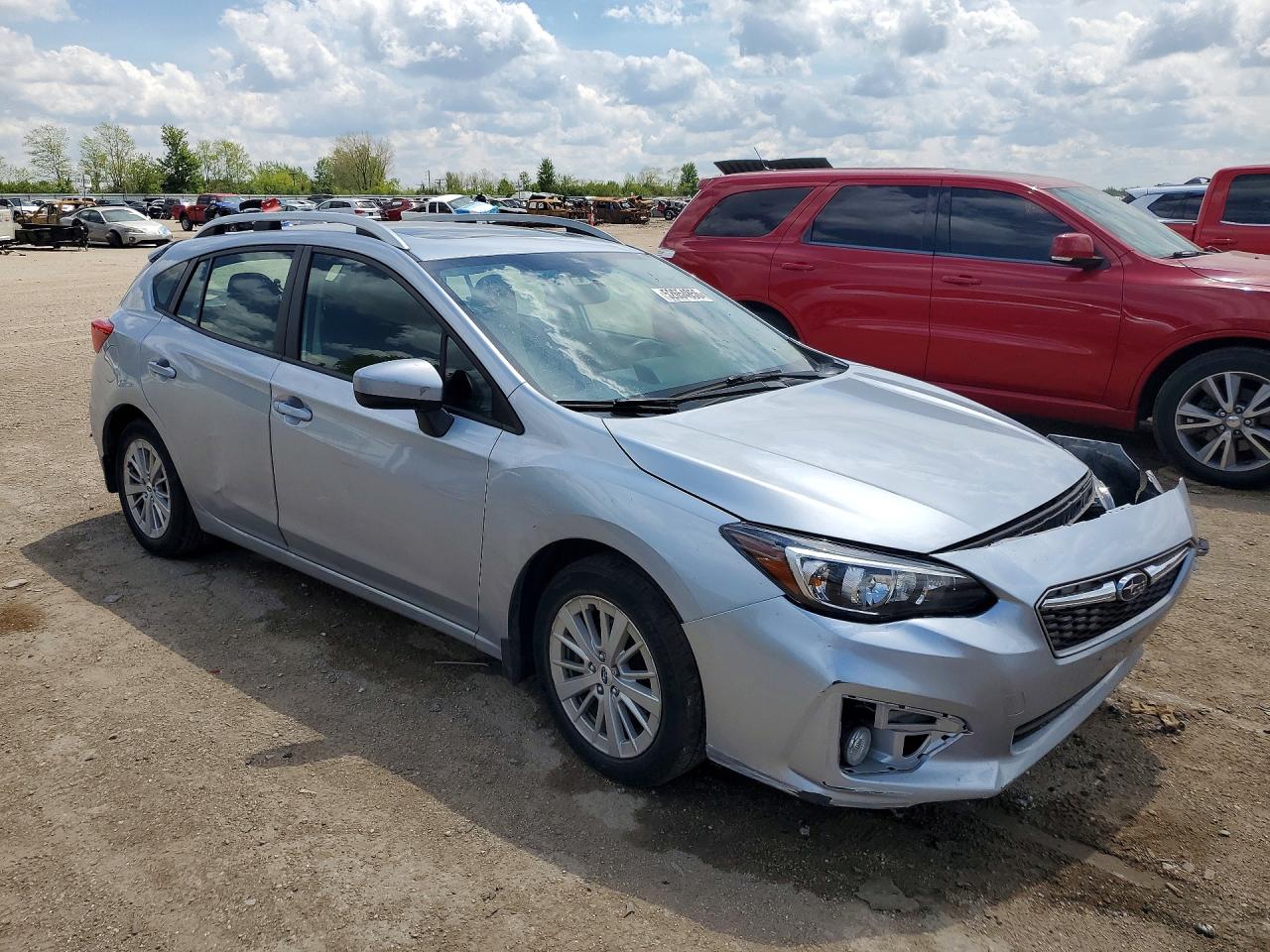 2018 SUBARU Impreza VIN 4S3GTAD67J3723967 photo 4