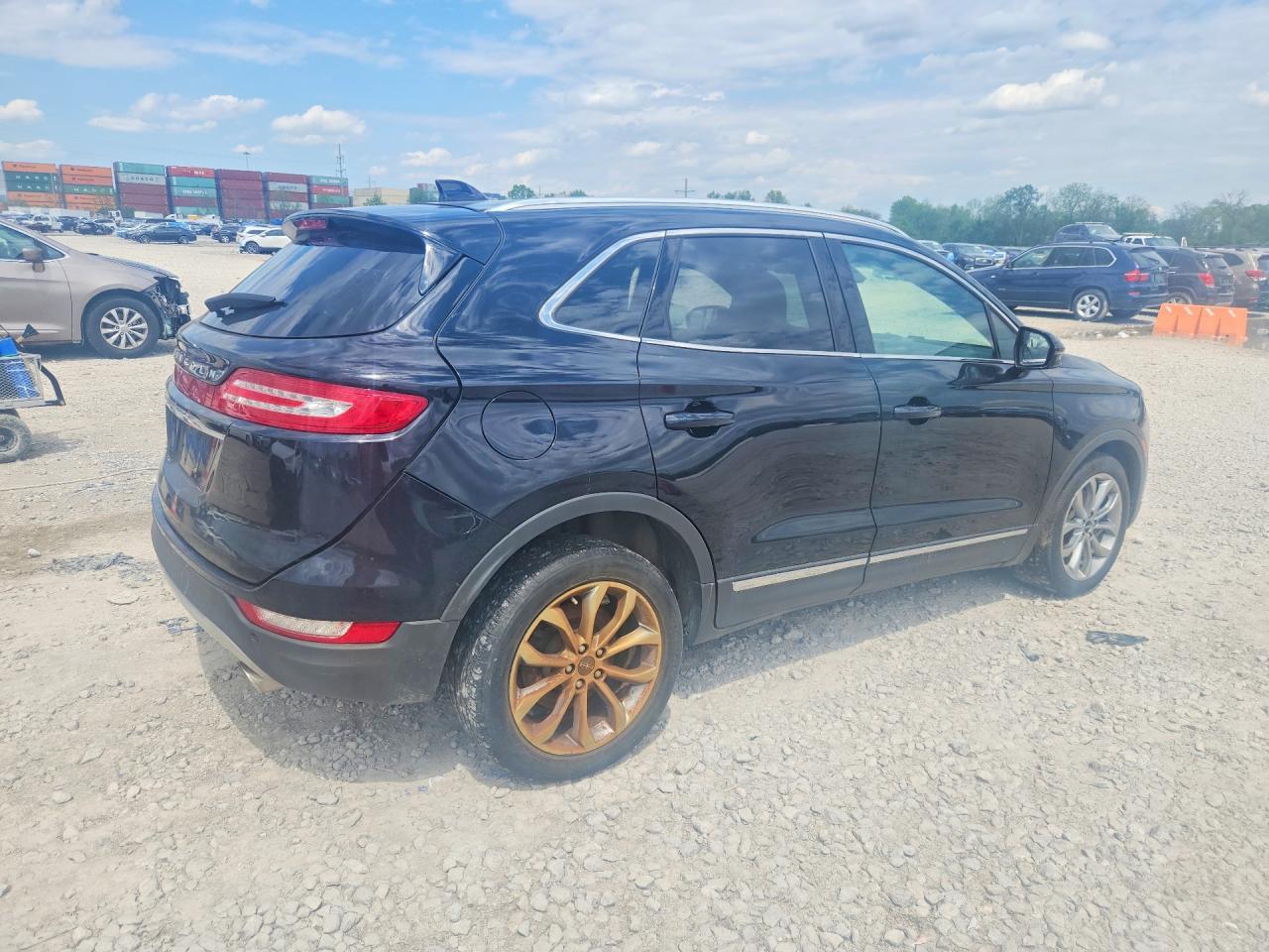2019 Lincoln Mkc VIN 5LMCJ2C9XKUL12587 photo 3