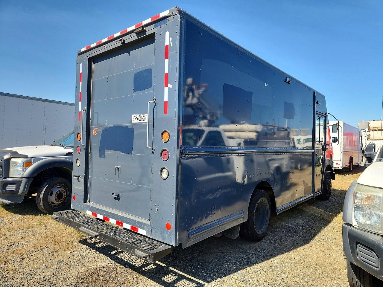 2021 FREIGHTLINER All other VIN 4UZAC2EA5MCMN0168 photo 3