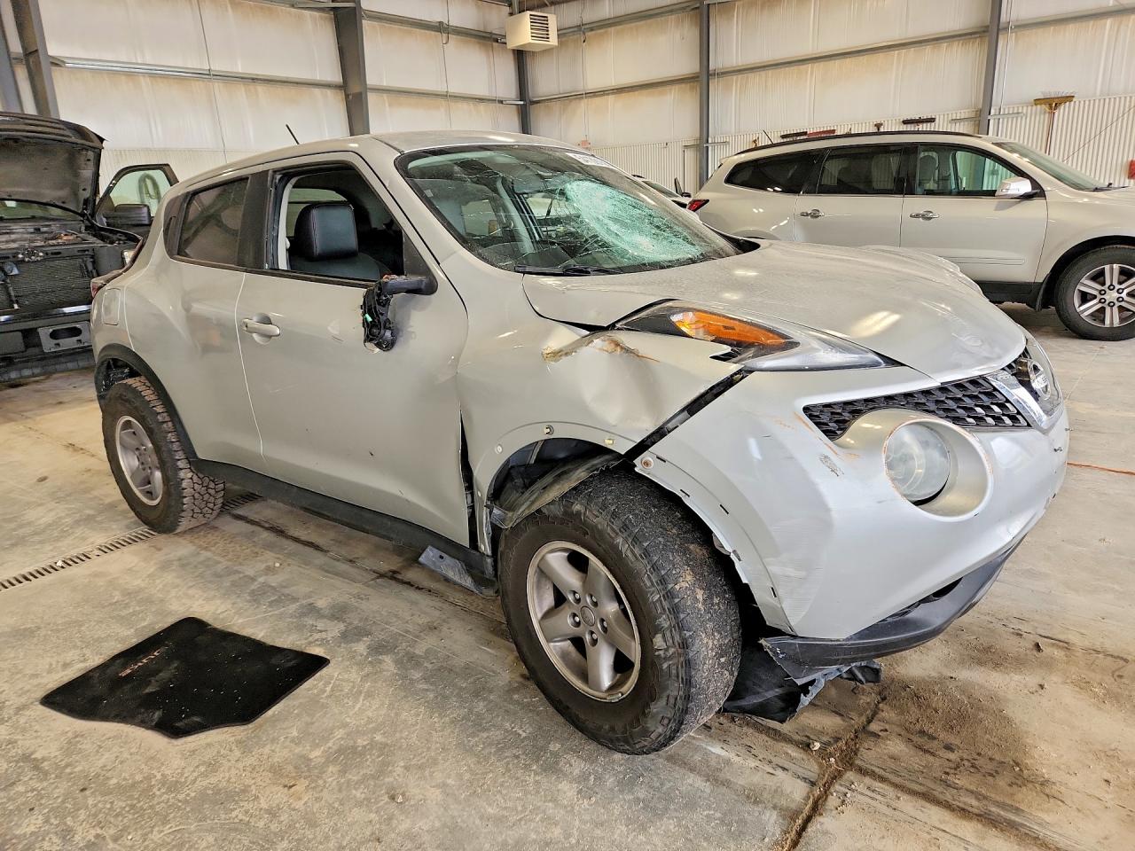 2015 Nissan Juke VIN JN8AF5MV1FT565651 photo 4