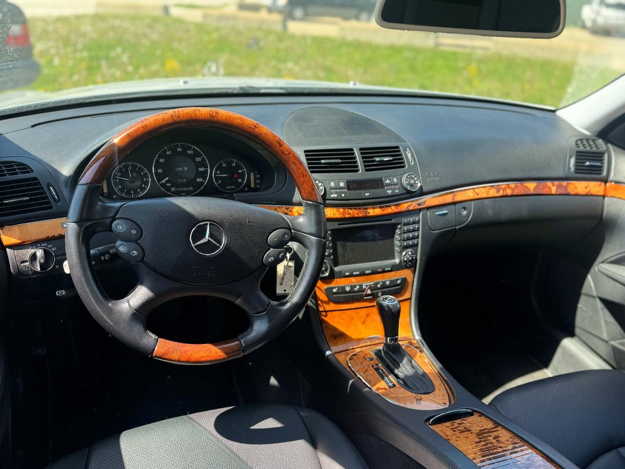 2008 Mercedes-Benz E-class VIN WDBUF22X08B194985 photo 9