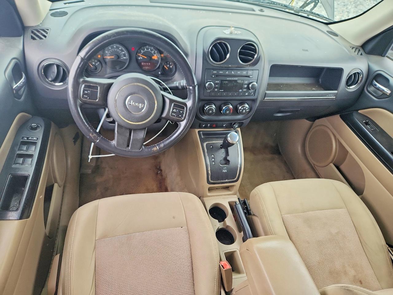 2016 Jeep Patriot VIN 1C4NJPFB0GD651751 photo 8