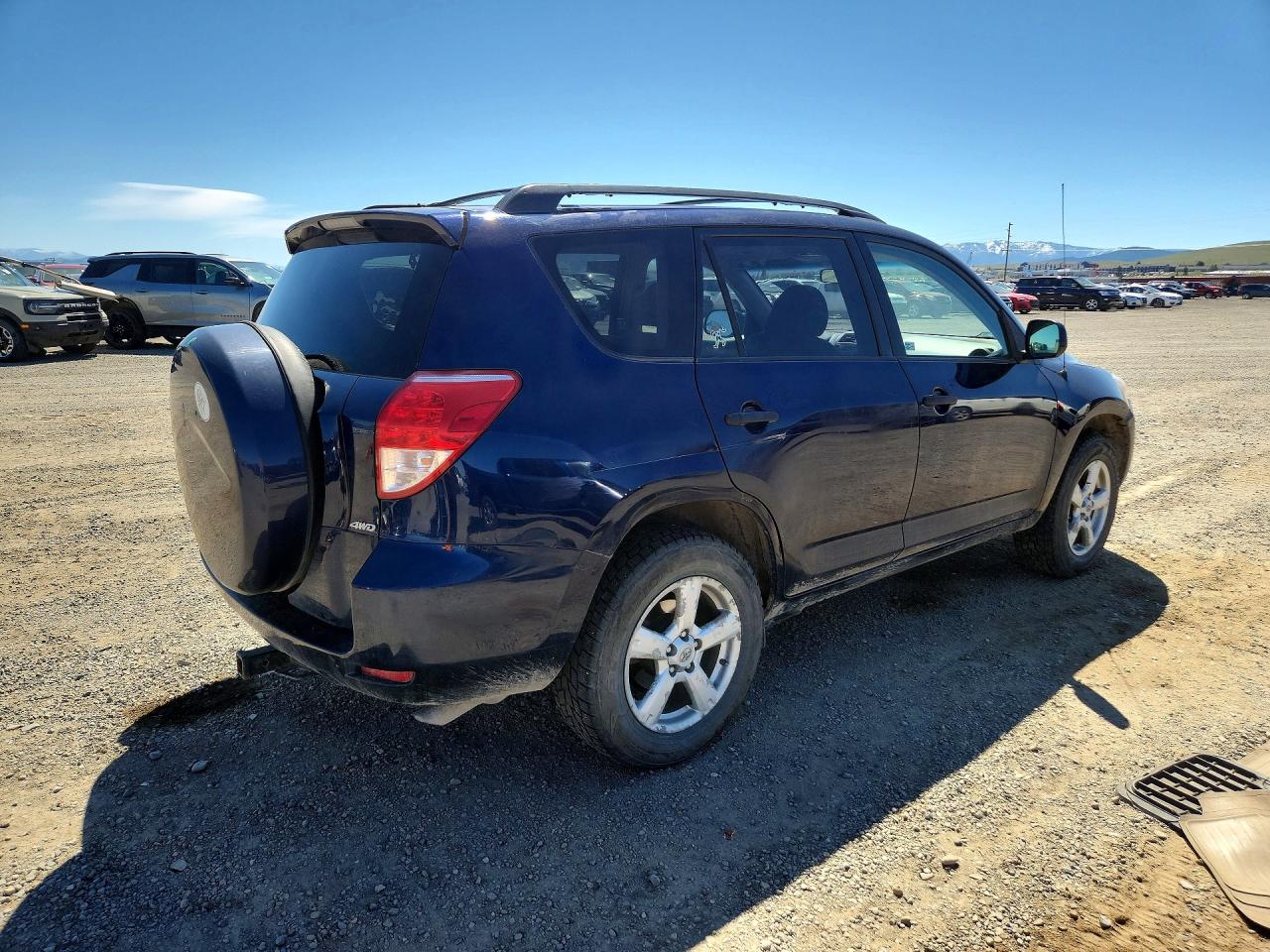 2007 Toyota Rav4 VIN JTMBD33V475082897 photo 3