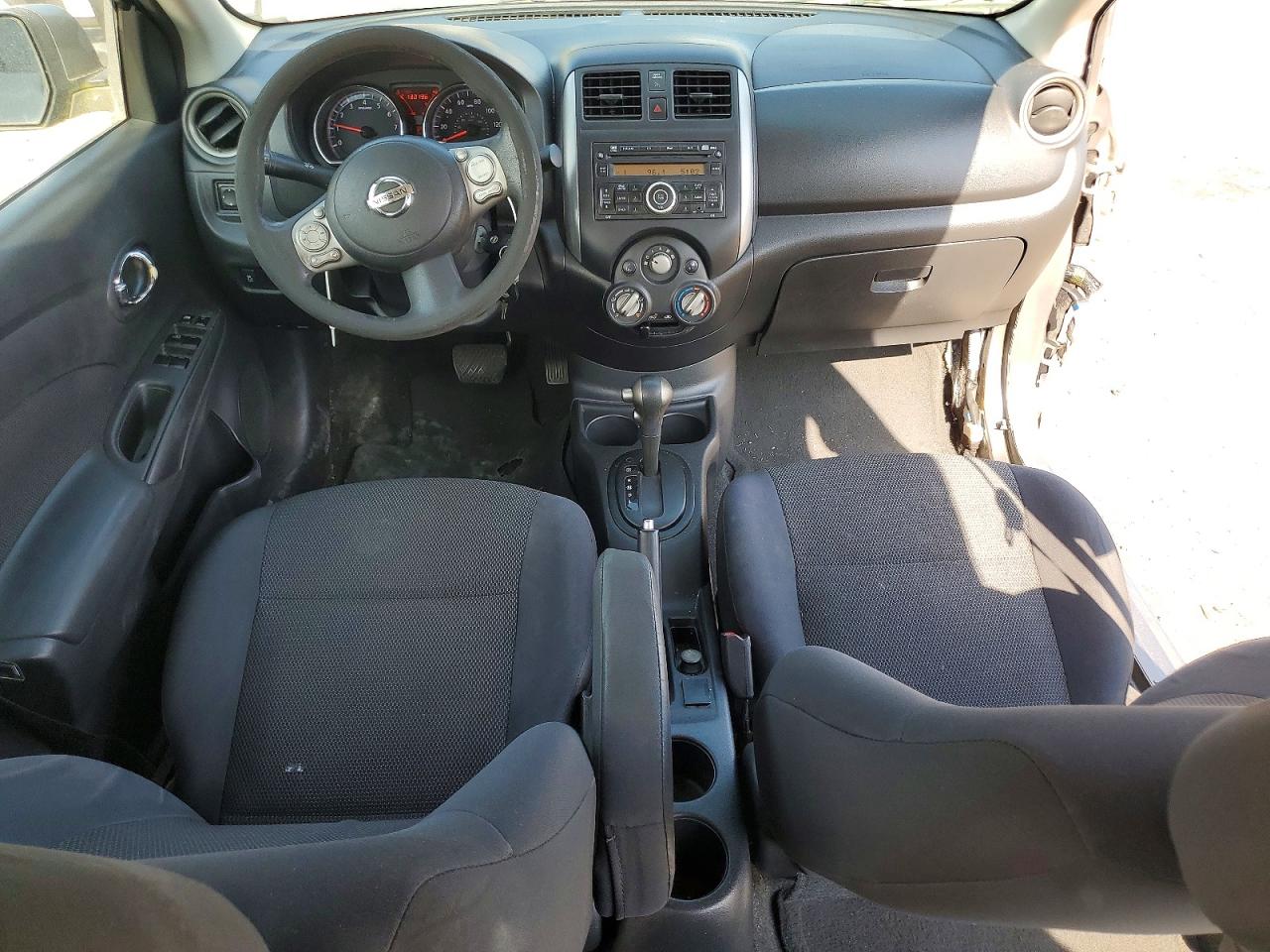 2013 Nissan Versa VIN 3N1CN7AP3DL888953 photo 8