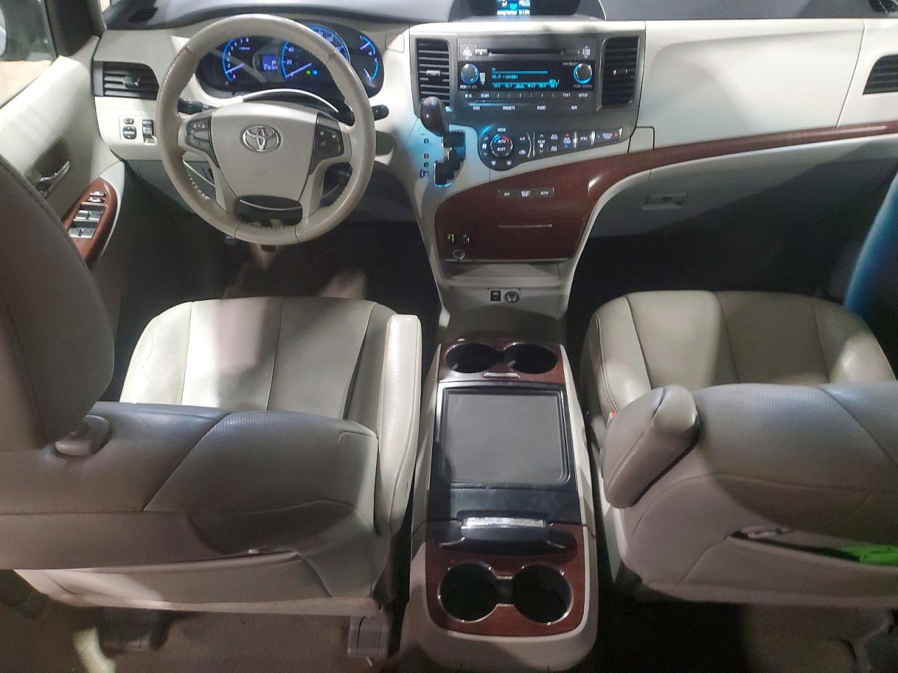 2014 Toyota Sienna VIN 5TDDK3DC8ES093341 photo 8