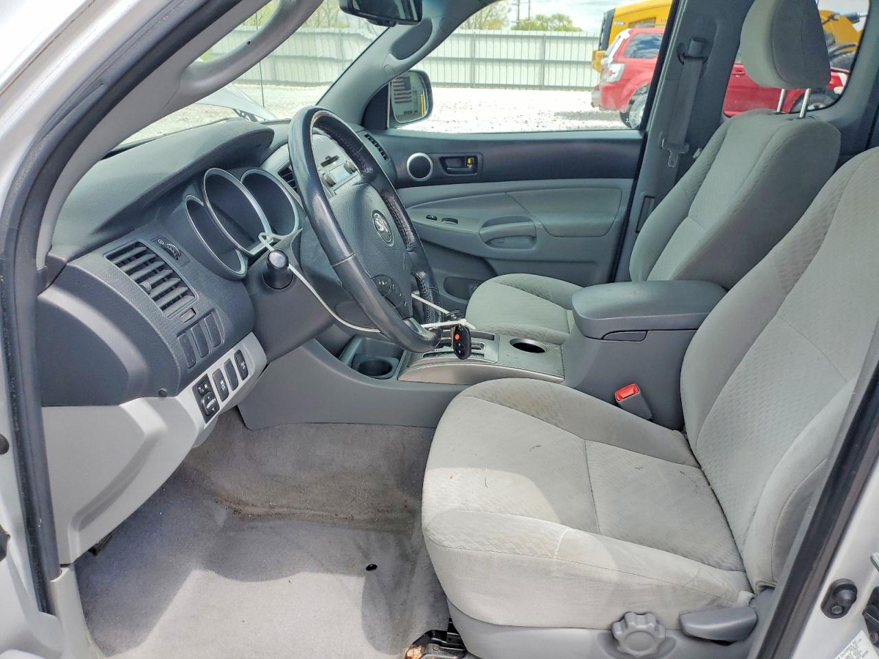 2010 Toyota Tacoma VIN 5TETX4CNXAZ715098 photo 7