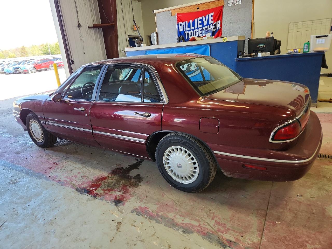 1998 BUICK Lesabre VIN 1G4HR52K3WH431300 photo 2