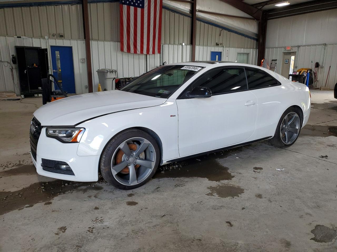 2015 Audi A5 VIN WAUMFAFR6FA052518 photo 1