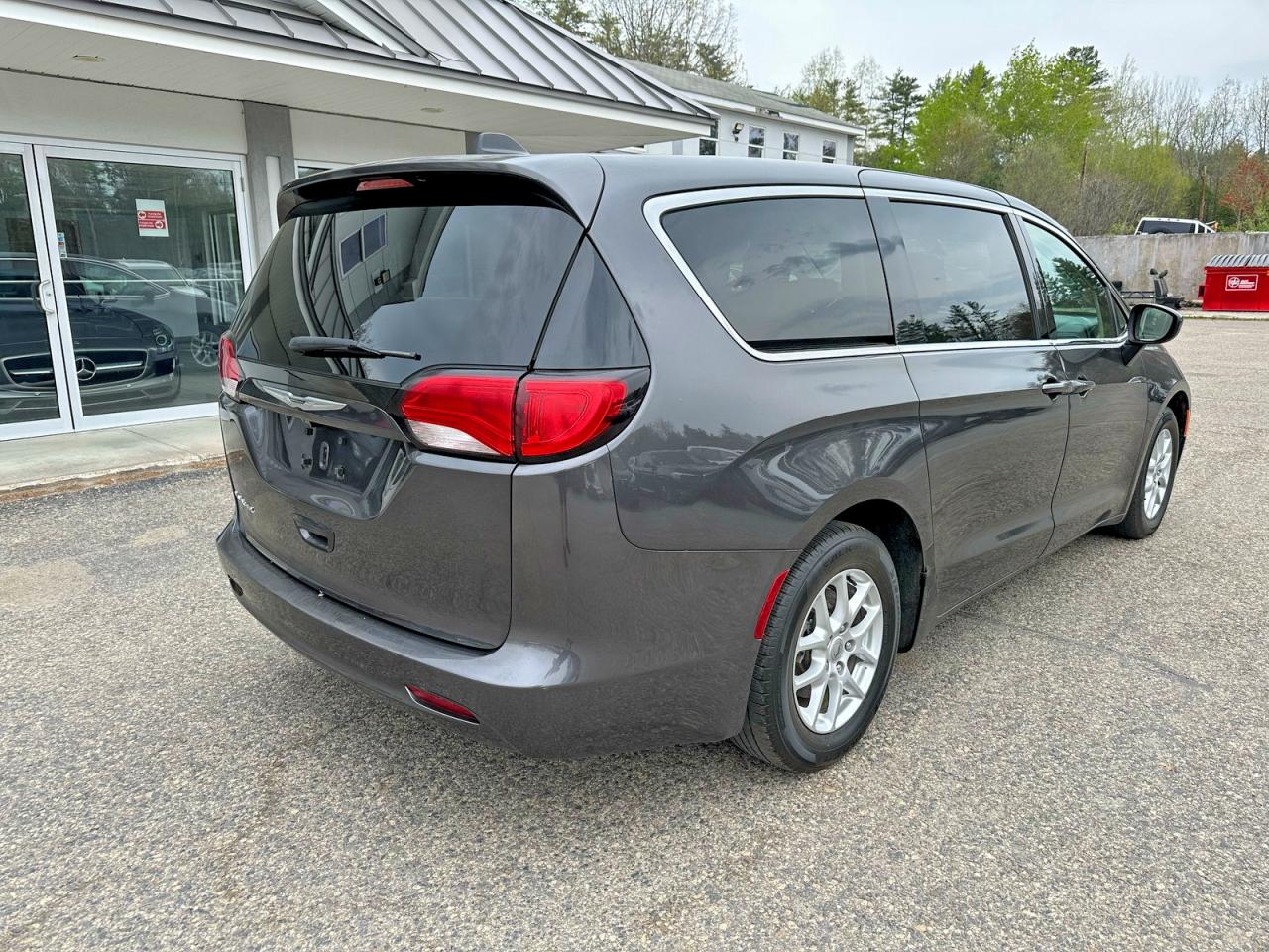 2022 CHRYSLER Minivan VIN 2C4RC1CGXNR105042 photo 4