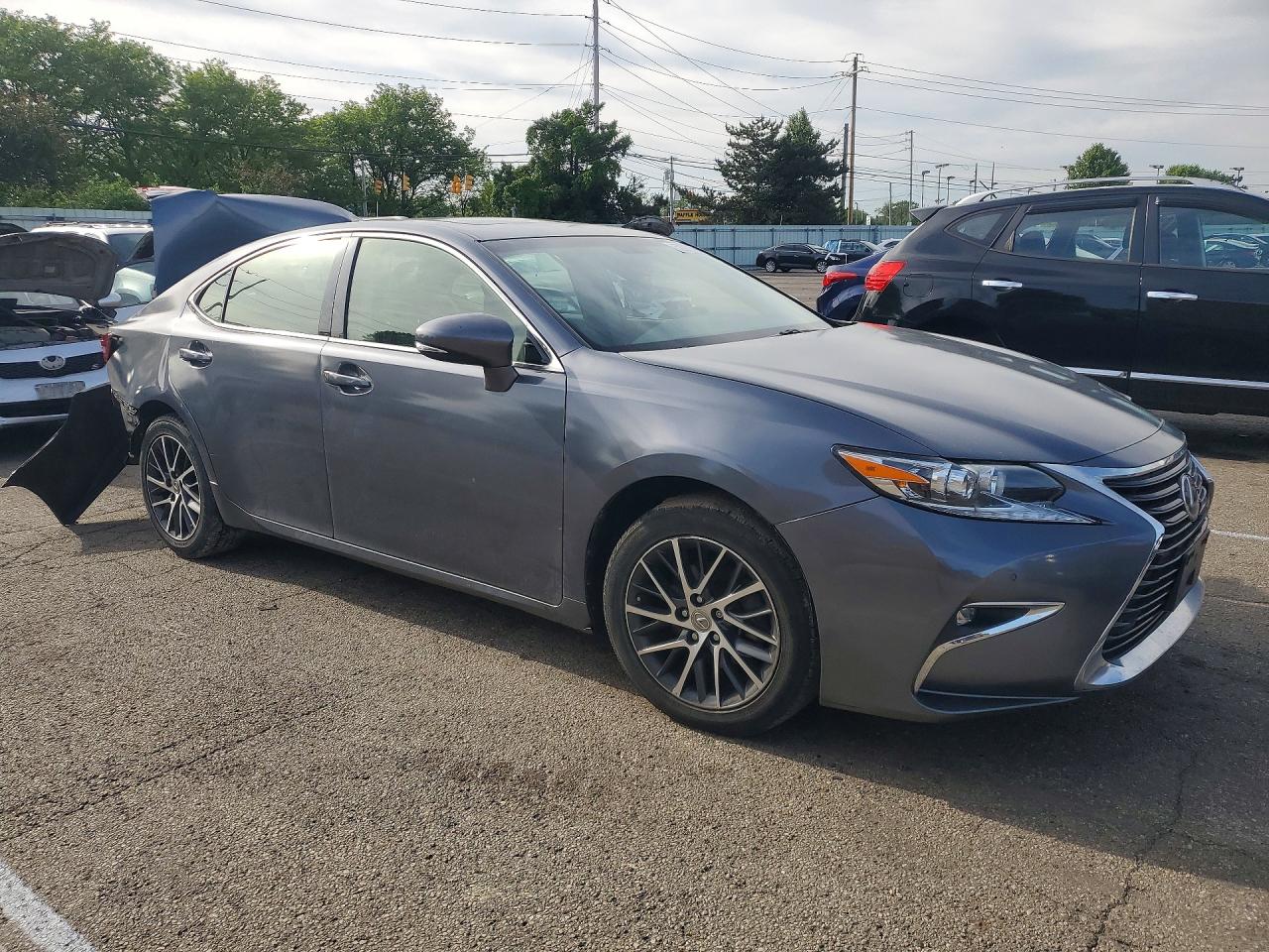 2016 Lexus ES350 VIN JTHBK1GGXG2231996 photo 4