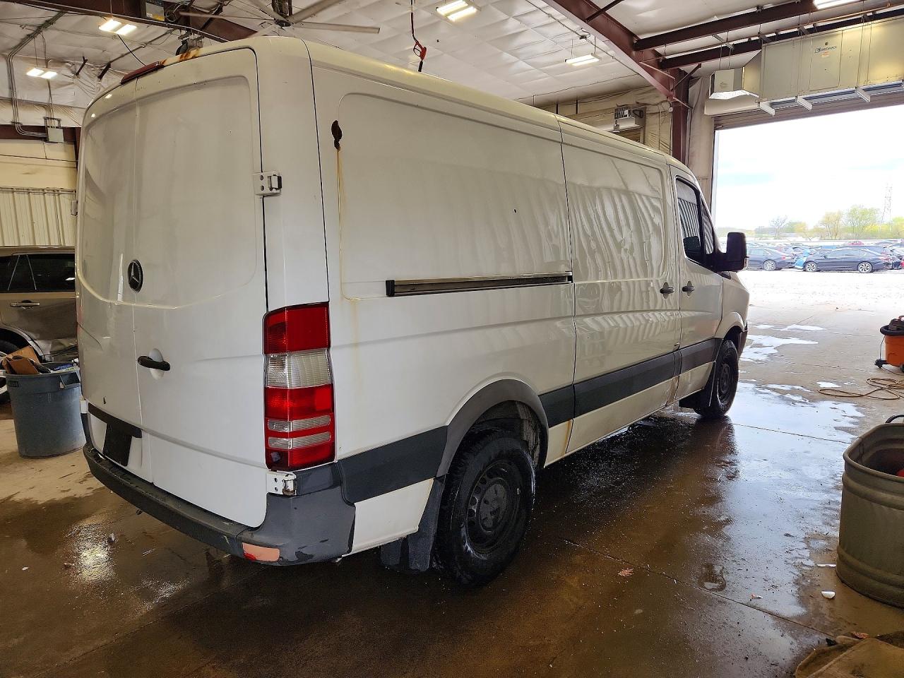 2016 MERCEDES Sprinter VIN WD3PE7DD3GP315408 photo 3