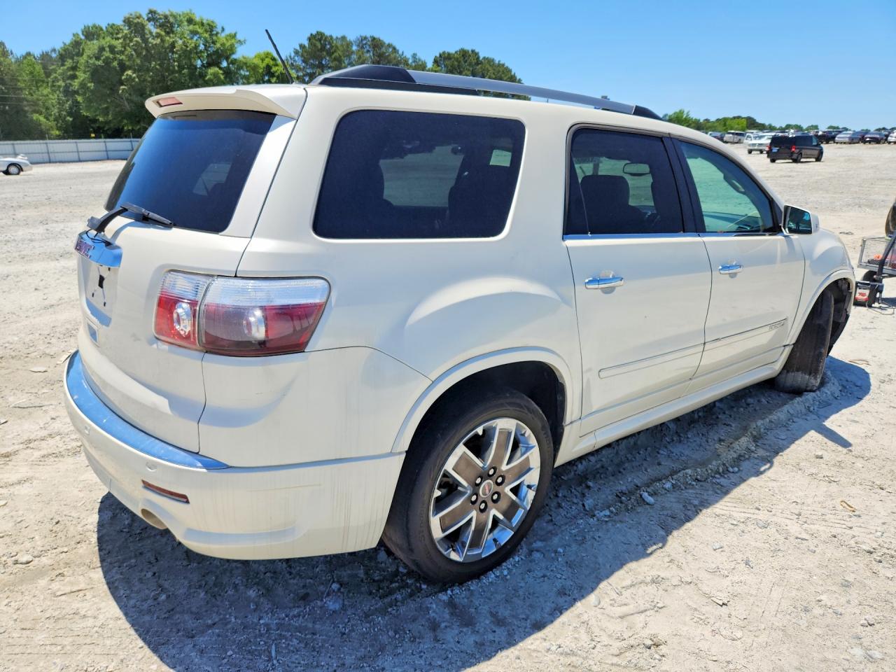 2011 GMC Acadia den VIN 1GKKRTED2BJ257027 photo 3