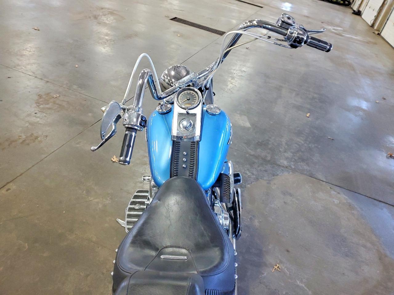 2011 HARLEY Fl VIN 1HD1BX516BB021272 photo 6