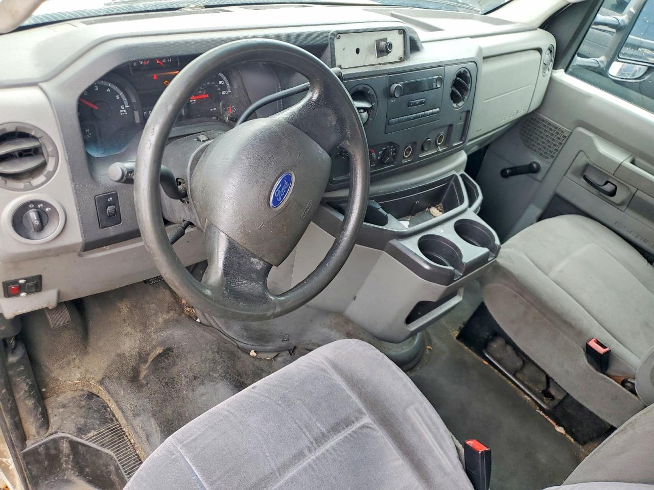 2010 Ford Econoline VIN 1FDWE3FL8ADA62539 photo 8