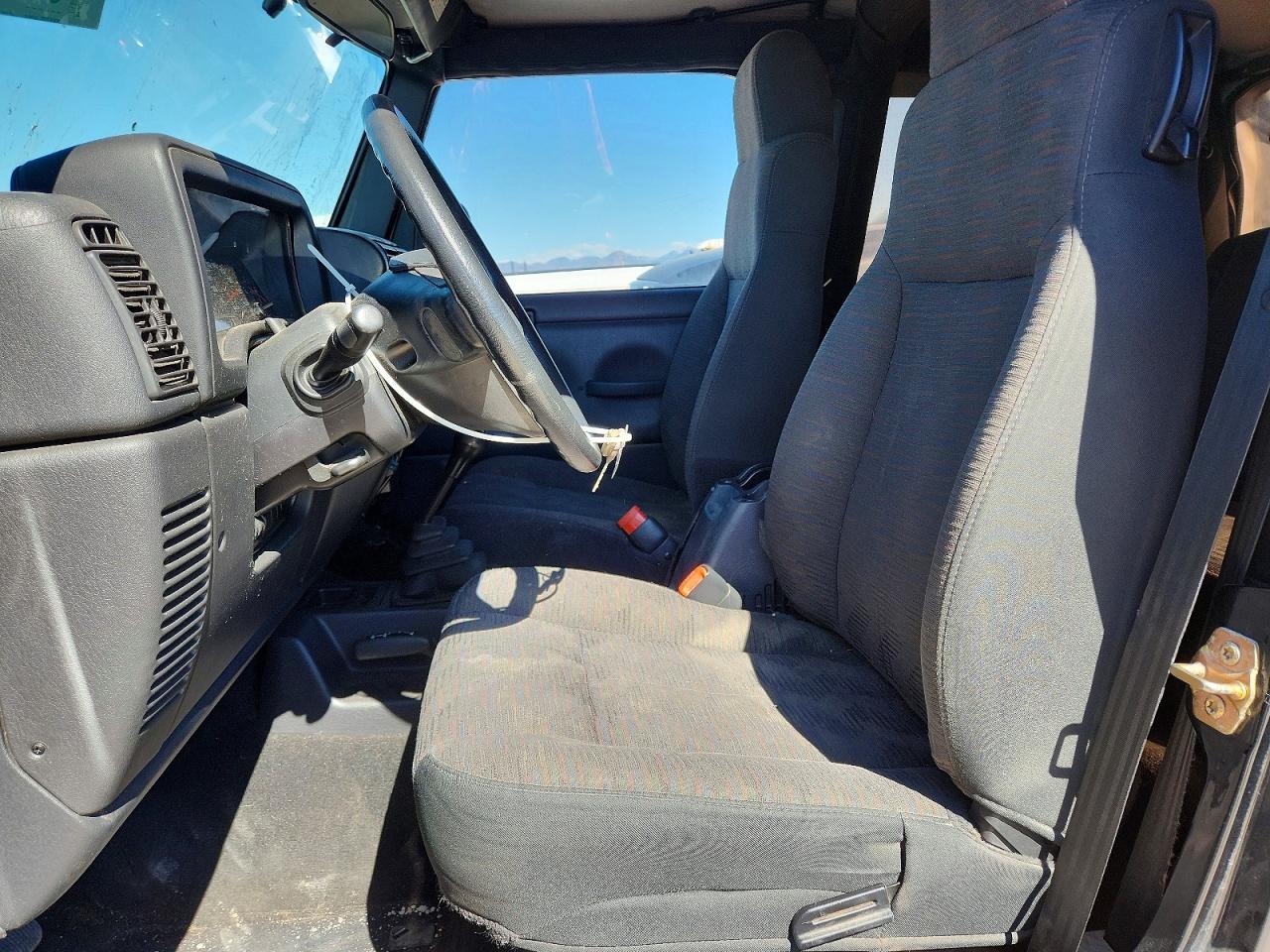 2004 Jeep Wrangler / VIN 1J4FA49S44P734151 photo 7