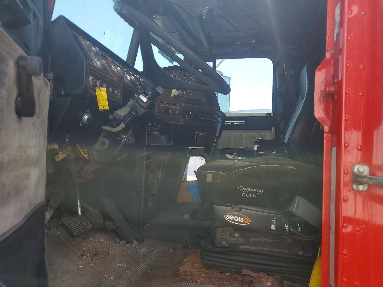 2000 FREIGHTLINER All other VIN 1FVNFWEB5YLB89716 photo 5