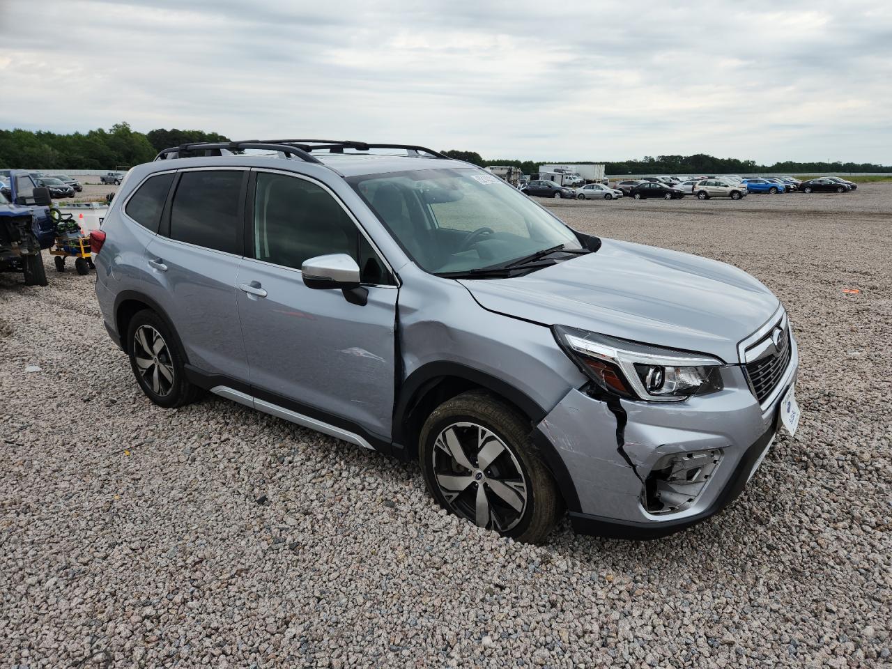 2020 Subaru Forester VIN JF2SKAXC1LH463653 photo 4
