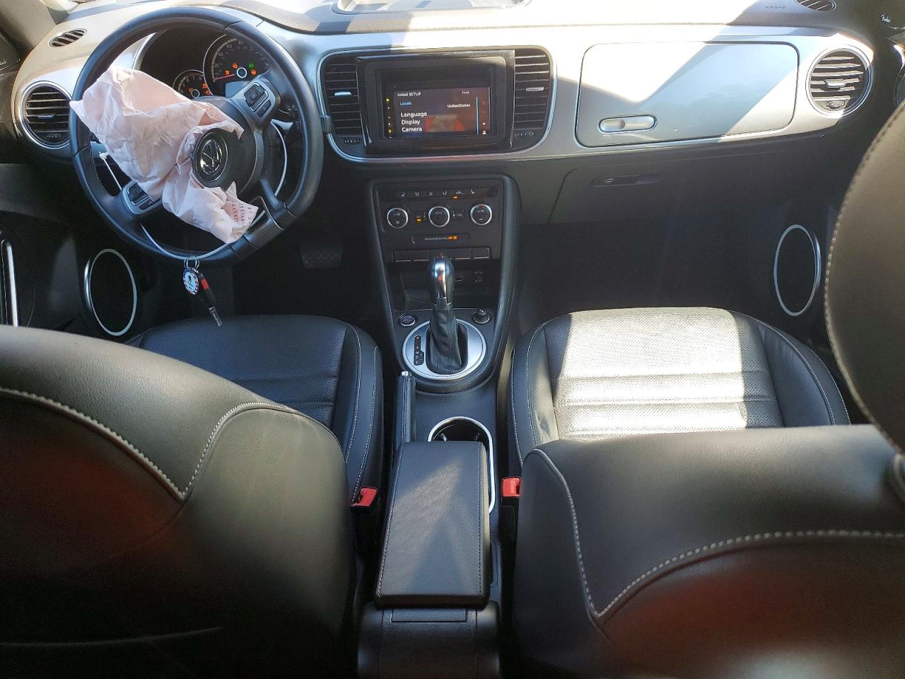 2014 Volkswagen Beetle VIN 3VW517AT3EM815248 photo 8